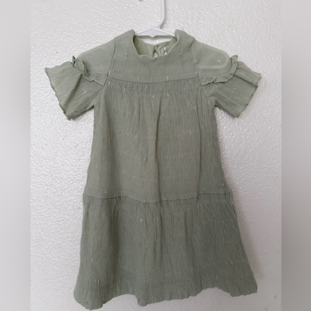 Zara Kids Light Green Casual Dress Size 3-4 Years